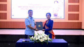Ny. Ayu Rudolf P. Buulolo Resmi Dikukuhkan, Wara Koharmatau Siap Tampil Profesional dan Bermartabat